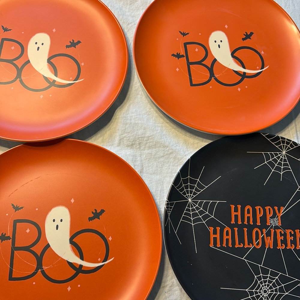 Set of 4 Plates